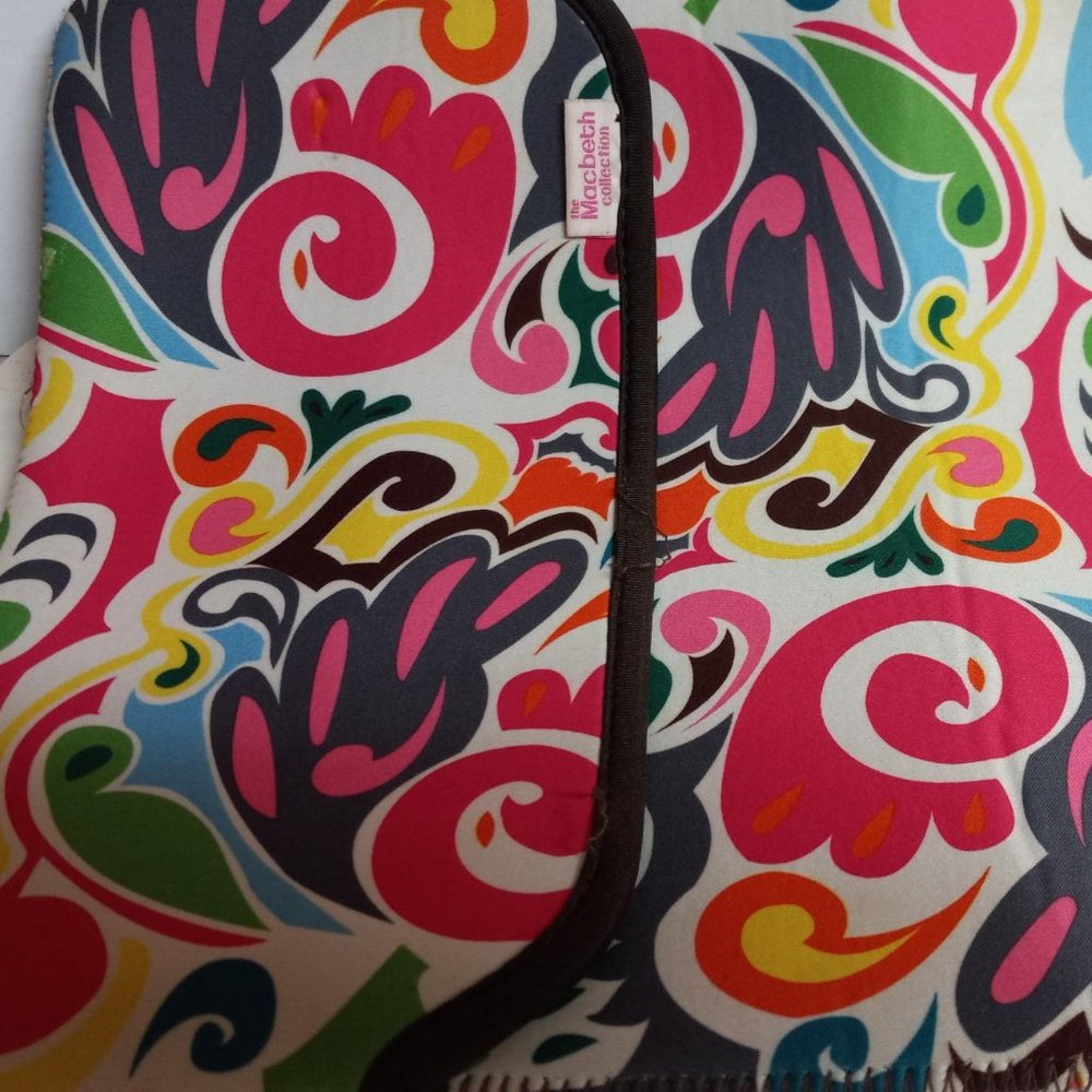Laptop case, by MacBeth Collection , Paisley , 15'   Colorful , computer case